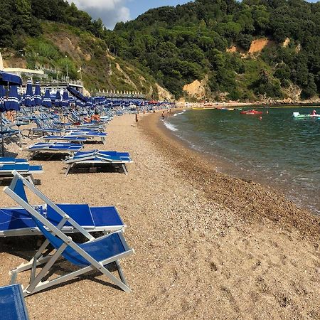 La Castellana Una Finestra Sul Mare- Air Conditioned Lerici Εξωτερικό φωτογραφία